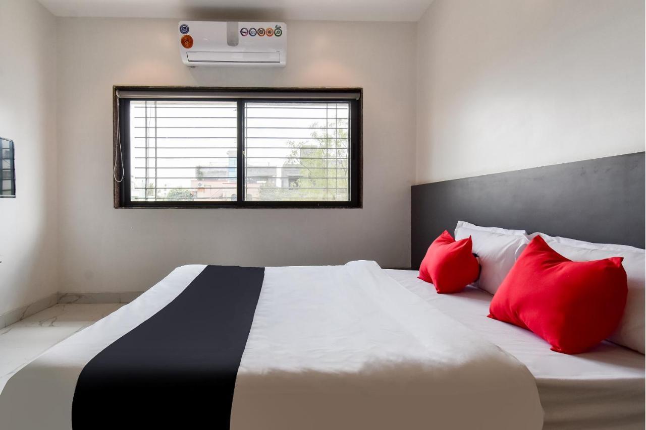 אאורנגבד Capital O 71866 Hotel Ansh מראה חיצוני תמונה
